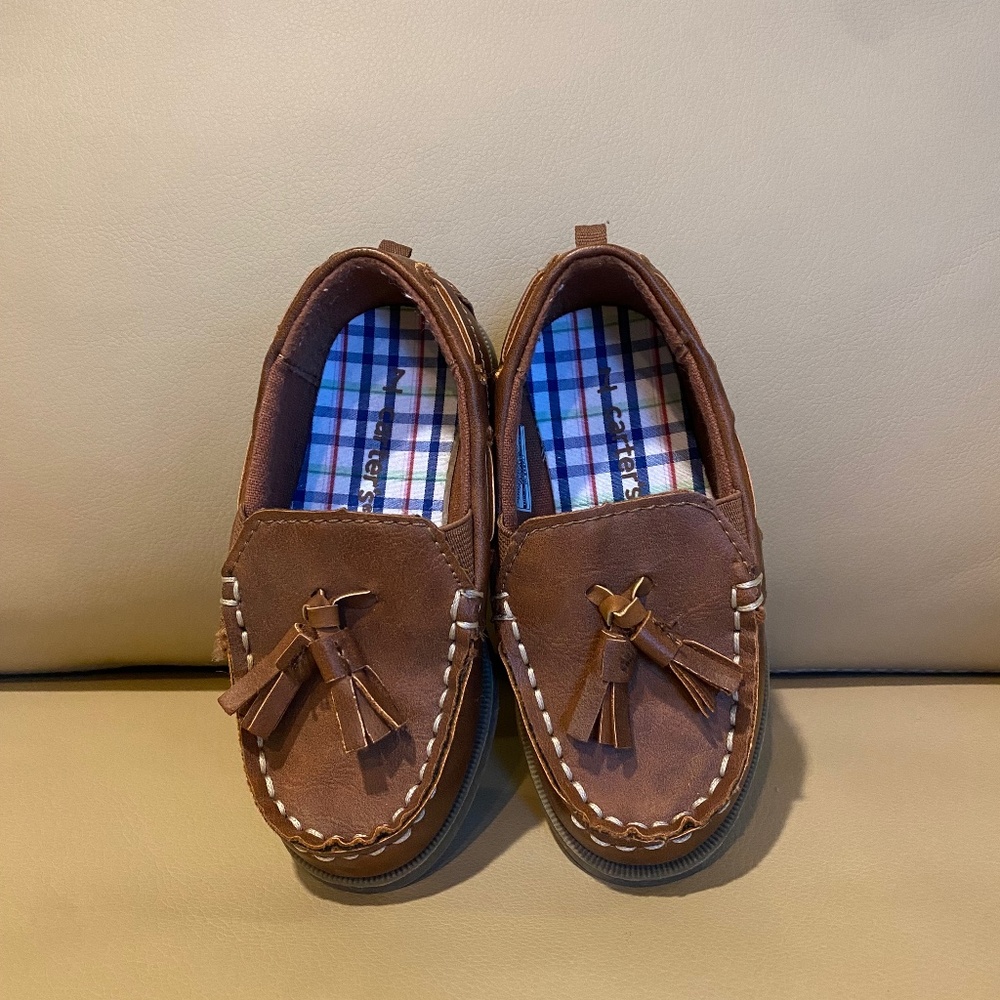 Kids Carters boat shoes